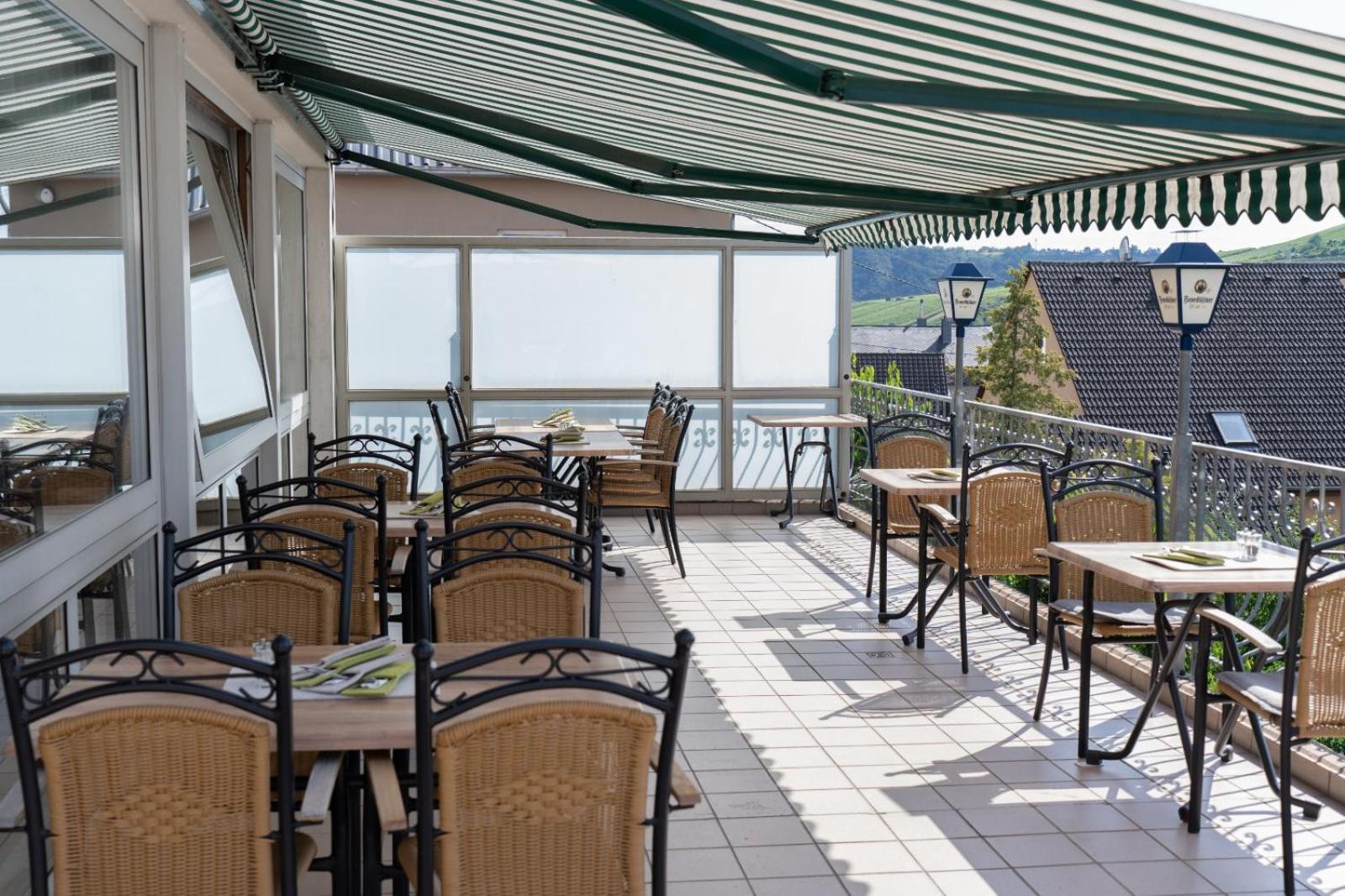 Hotel Restaurant Moselblick Винтрих Экстерьер фото